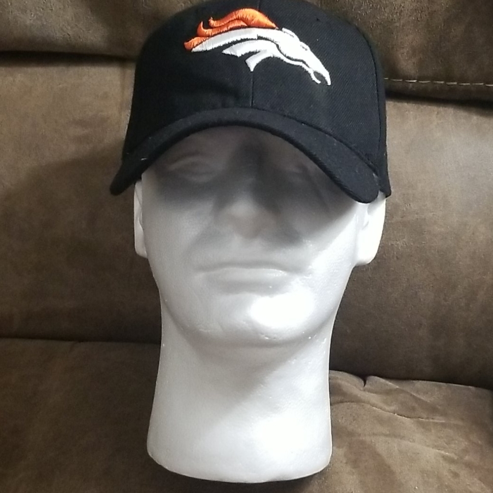 HAT - Picture 6 of 8